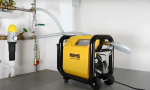 Stroj REMS pre čistenie podlahového kúrenia a radiátorov v Bratislave